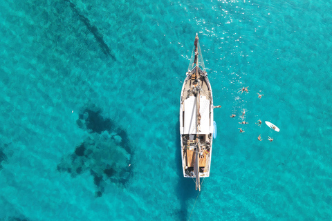 Excursion en bateau à voile en bois d&#039;Ibiza à FormenteraBiza - Excursion en bateau à voile en bois à Formentera - 30% de réduction