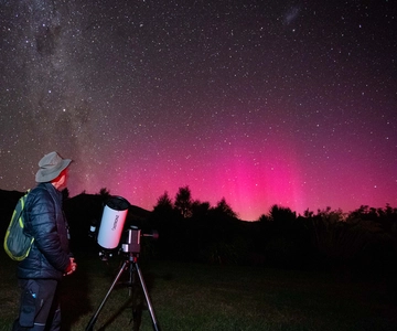 Akaroa: Stjärnskådningstur med 2 teleskop och souvenirfoton