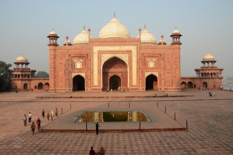 Z Delhi: prywatna wycieczka samochodem do Tadź Mahal i AgryZ Delhi: prywatna wycieczka samochodem do Agry