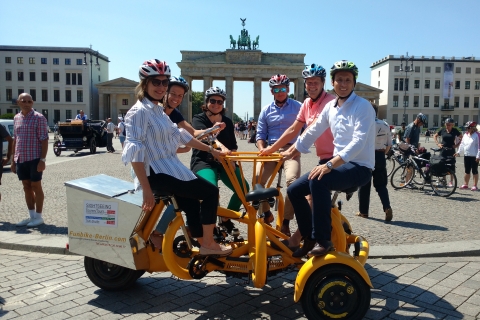 Berlin: Geführte Sightseeing-Tour mit Konferenzfahrrädern