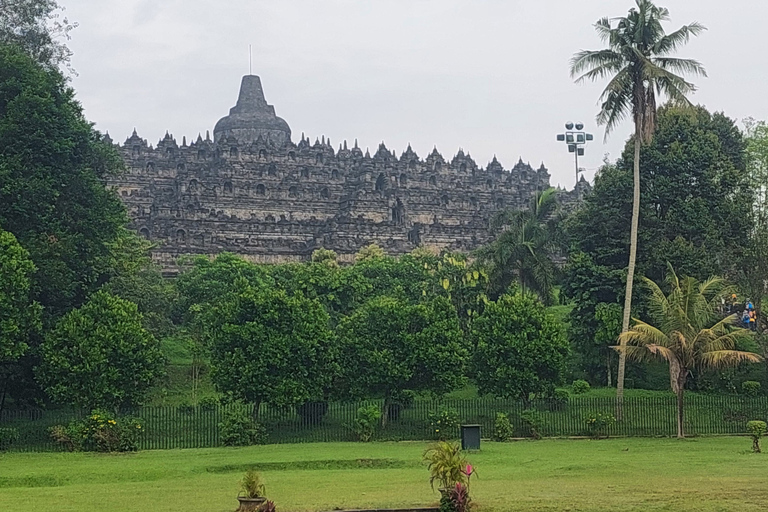 Soluppgång på Merapi-berget, Borobudur-klättring och Prambanan-templet