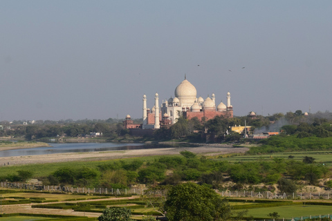 Ab Delhi: Taj Mahal & Agra Tour am selben Tag mit BootsfahrtTour mit klimatisiertem Auto, Fahrer und Reiseleiter