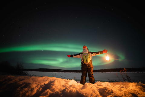 Levi: Caça às Luzes do Norte - Excursão fotográficaLevi: caça à aurora boreal - passeio fotográfico