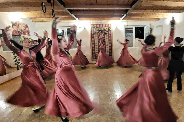 Tbilisi: Georgian Traditional Folklore Show in the city