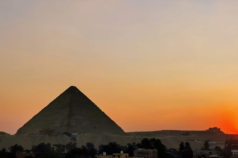 Pyramiderna , Sfinxen , MuséePyramider, sfinx och museum