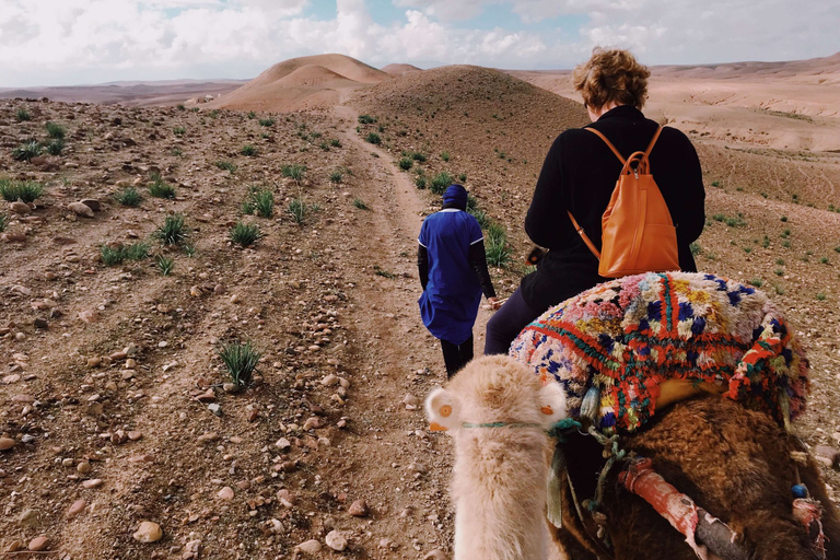 Desde Marrakech : Paseo en camello al atardecer en el desierto de AgafayPaseo en camello al atardecer en el desierto de Agafay