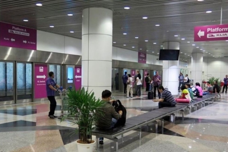 Aéroport de Kuala Lumpur : Transfert en train vers/depuis KL SentralSimple de l'aéroport T1 de Kuala Lumpur à la station KL Sentral