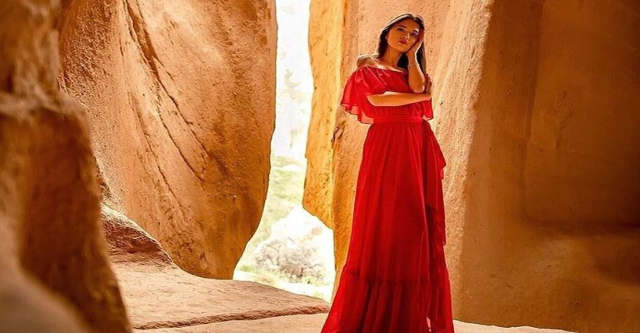 Cappadocia Classic Car Tour & Photoshoot & 1 Rental Dress - Housity