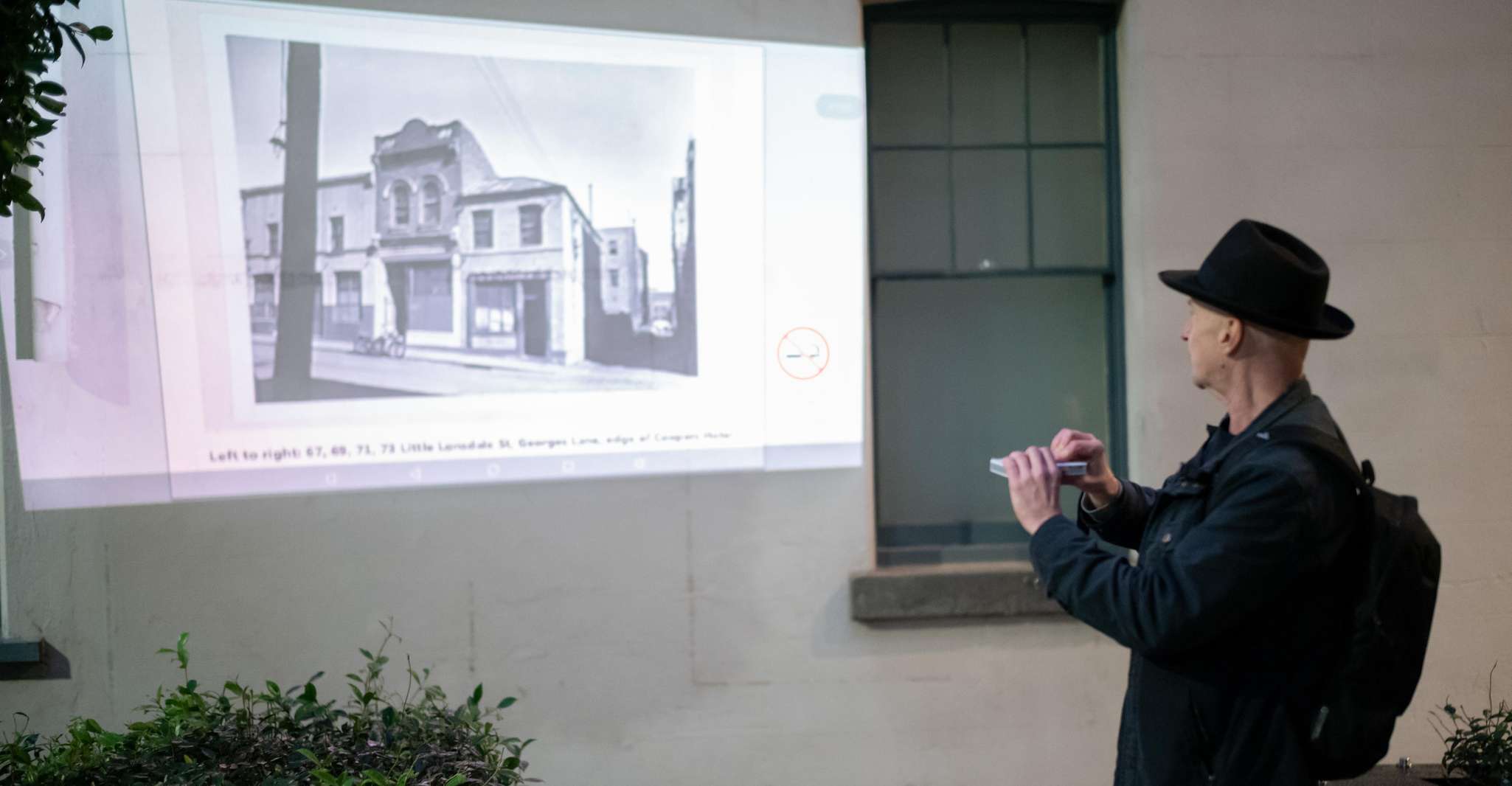 Melbourne: Gangsters, Brothels and Lolly Shops Tour photo 8