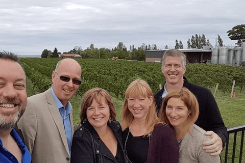 Ontario: Afternoon Wine Tour and Cheese PairingTour with Central Meeting Point