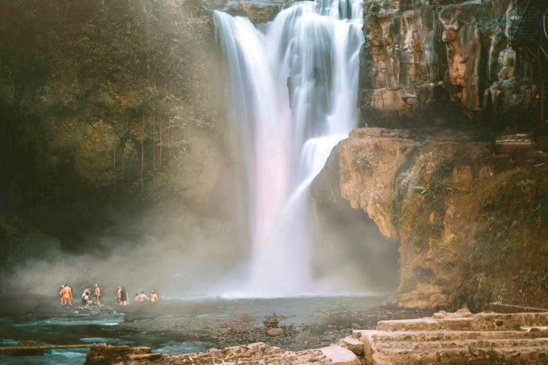 Ubud : Visite privée des cascades cachées et des rizières en terrassesVisite privée sans billet d&#039;entrée