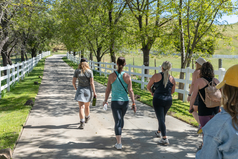 Malibu: Guided Vineyard Hike with Photo Stops and Wine