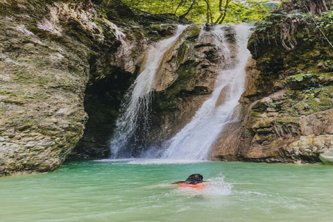 Puerto Plata watervallen en tokkelbanen kustexcursie