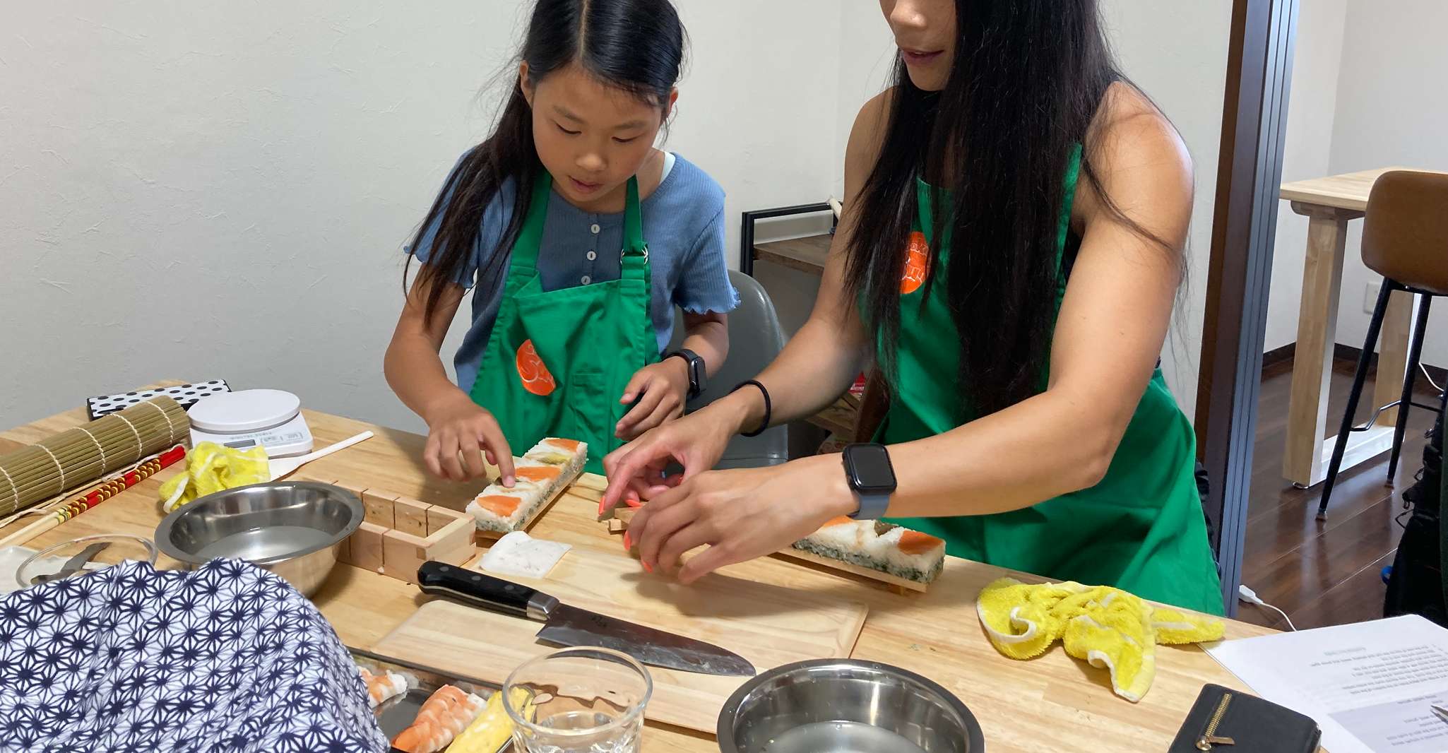 Osaka: Sushi Class in Dotonbori photo 11