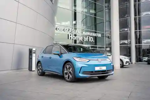 Provkörning av elbilar från märket VW (ID. modell)