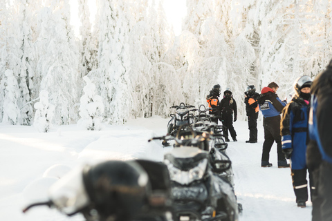 Rovaniemi: Safari en moto de nieve por el bosque del Círculo Polar ÁrticoConducción individual 1 persona por moto de nieve