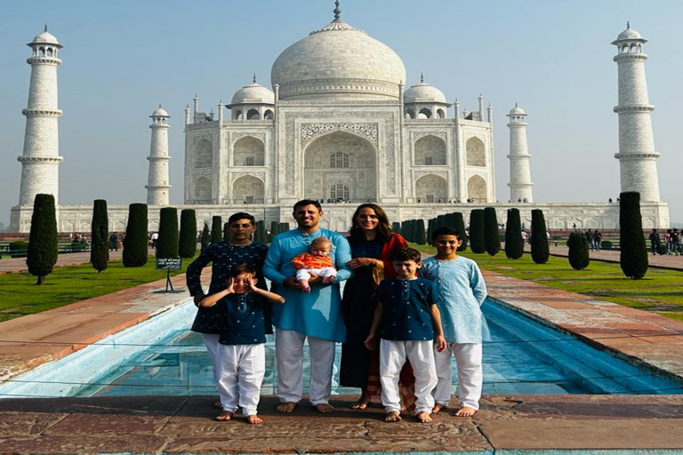 Delhi: viagem privada de um dia ao Taj Mahal e Agra com trasladoCarro, Motorista, Guia, Entradas &amp; Refeições em Hotel 5 Estrelas