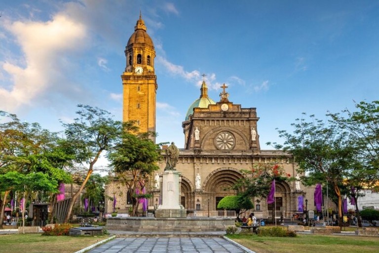 Manila: Private custom tour with a local guide 2 Hours Walking Tour