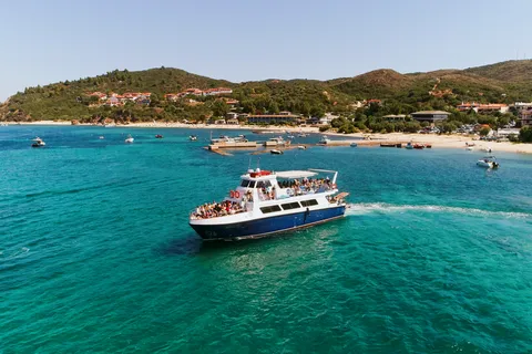 From Ouranoupolis: Two Islands Cruise with Lunch on Board