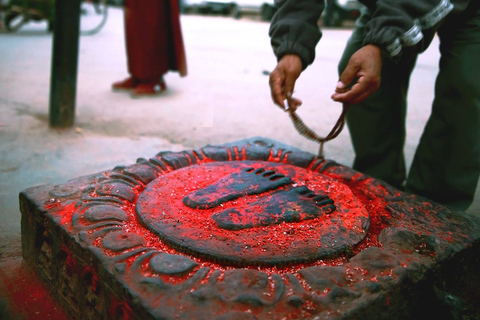 Thamel and Swayambhunath (Monkey Temple) Walking TourThamel &amp; Monkey Temple Small Group Tour