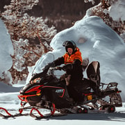 Ylläs: Schneemobilfahren ABC