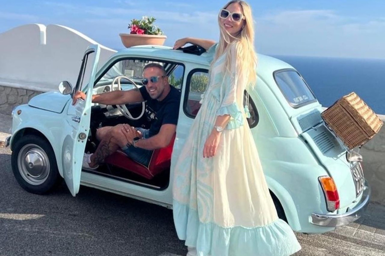 Positano/Praiano : visite privée de l&#039;emblématique Fiat 500 sur la côte amalfitaine