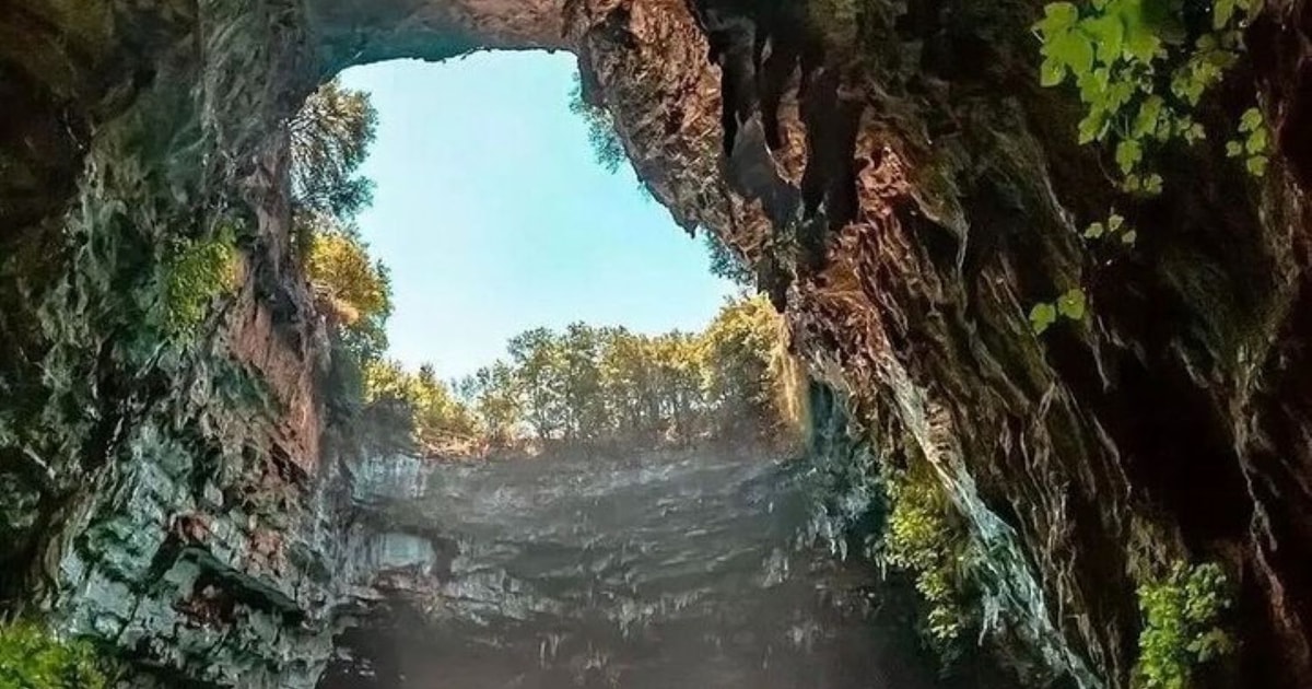 Kefalonia Drogarati Cave Melissani Lake Myrtos Beach Tour Getyourguide