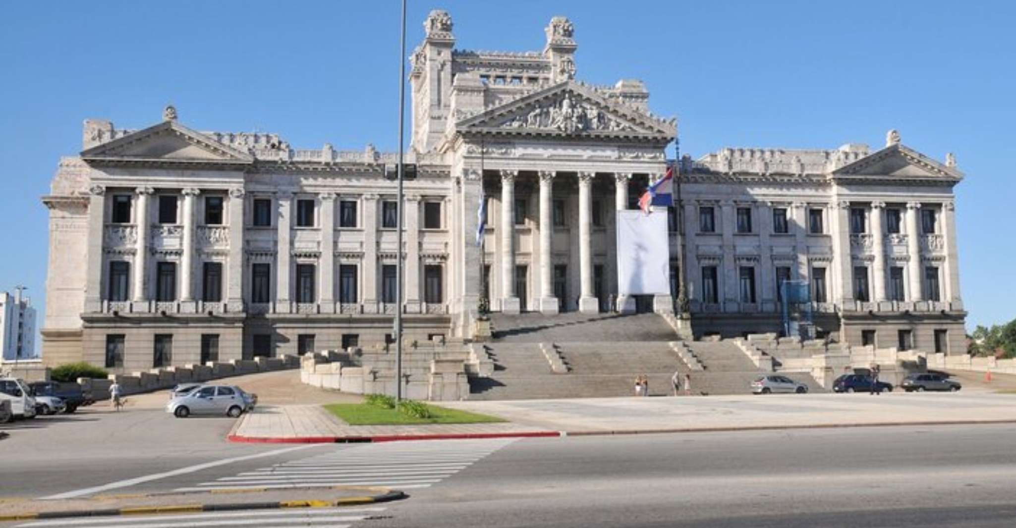 Montevideo, Tour privato personalizzato con guida locale - Hizvo