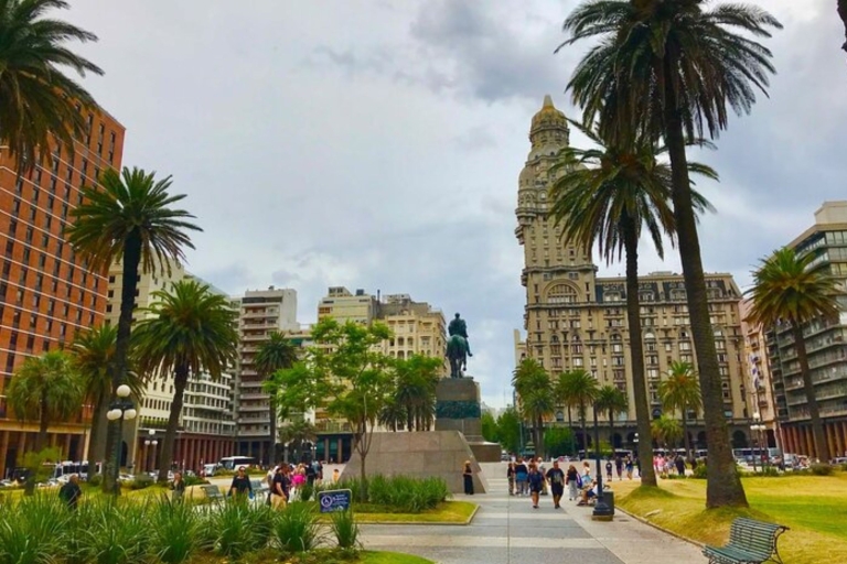 Montevideo: Excursión privada a medida con guía localRecorrido a pie de 3 horas