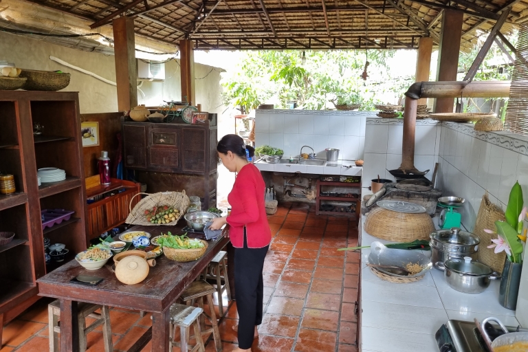 Dagtocht naar Mekong: eten, motor, boot in kleine groep