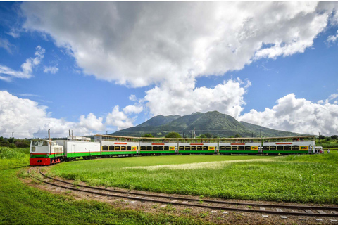 Basseterre Excursión de un día en tren panorámico de San Cristóbal con bebidas