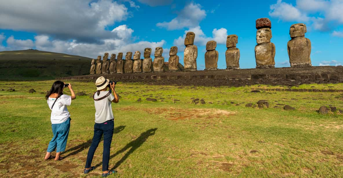 Rapa Nui Incre Ble Tour Privado De D A Completo A Los Moai Getyourguide