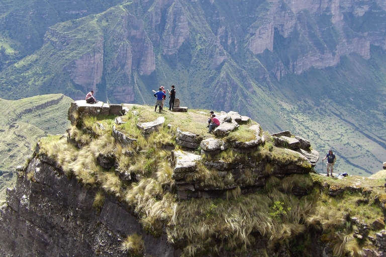 Depuis Cusco : Waqrapukara 1 jour visite privée
