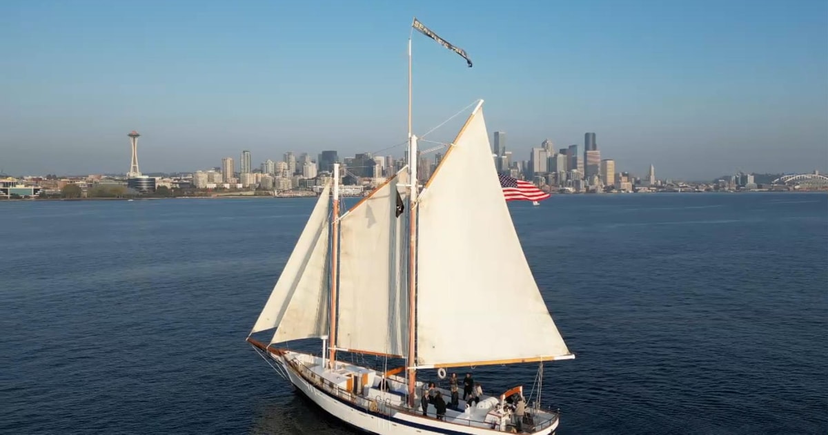 tall ship harbour cruise