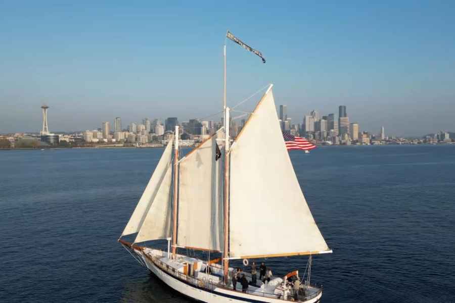 Seattle: Hafenrundfahrt mit einem großen Schiff