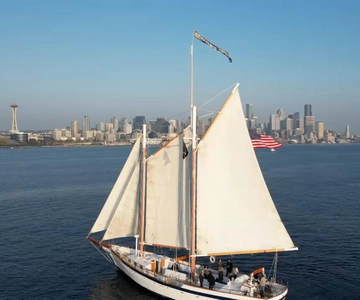 Seattle: Tall Ship Harbor Cruise