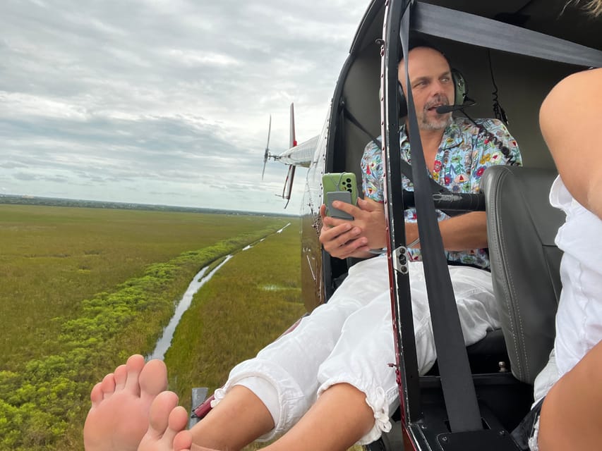 Lauderdale, Private Helicopter-Hard Rock Guitar-Miami Beach - Housity