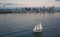 Seattle, grand voilier Sunset Harbor Cruise - Housity