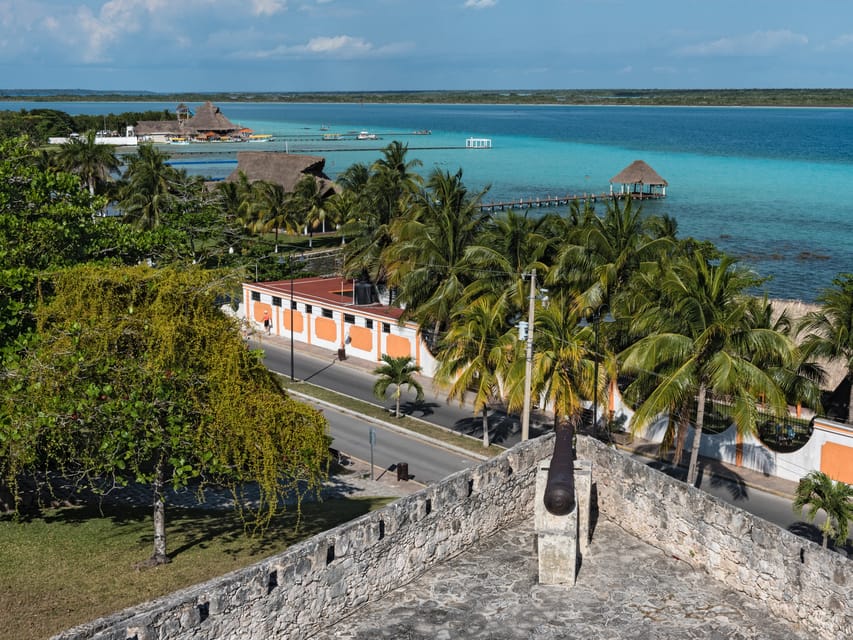 Desde Cancún Excursión a los Cenotes y la Laguna de Bacalar con