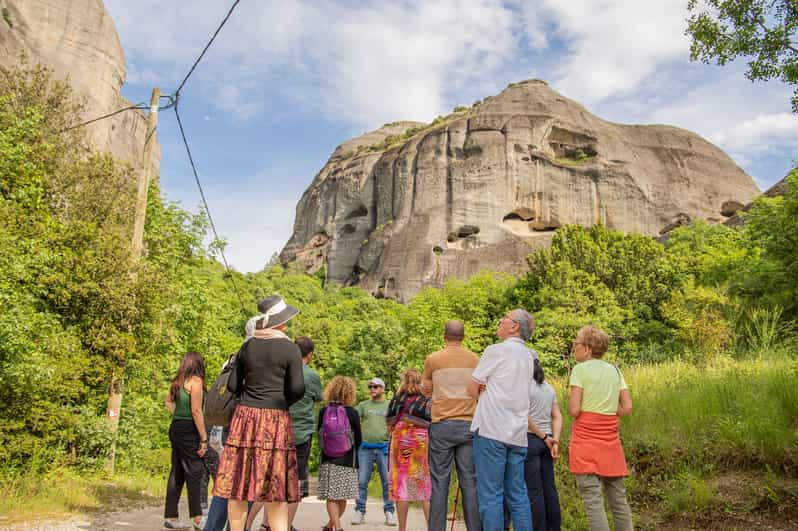 Athens: Meteora 2-day Trip With Hotel, Sunset & Morning Tour 