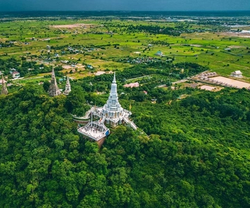 Phnom Penh - Battambang Transfer Plus Stop Sightseeing