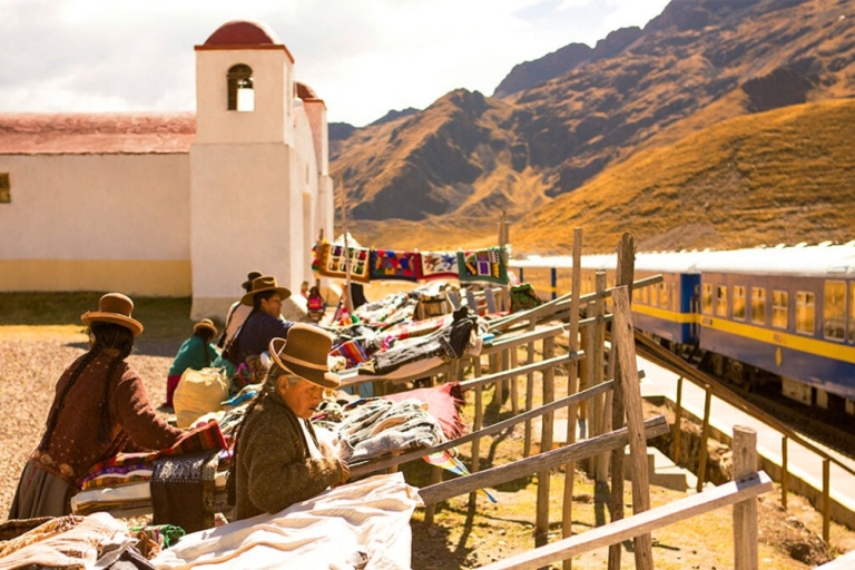 Cusco naar Puno 1 dag met de treinCusco naar Puno 1 dag met de trein Titicaca