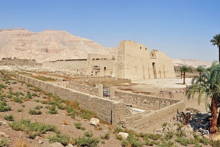 Safaga: Luxor Tour With Hot Air Balloon Ride and Meals