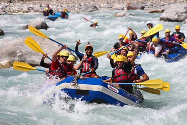 Aventura de rafting no rio Seti: Emoção de meio dia saindo de Pokhara