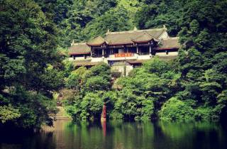 Dujingyan und Mt Qingcheng Tagesausflug mit Taoismus Erfahrung
