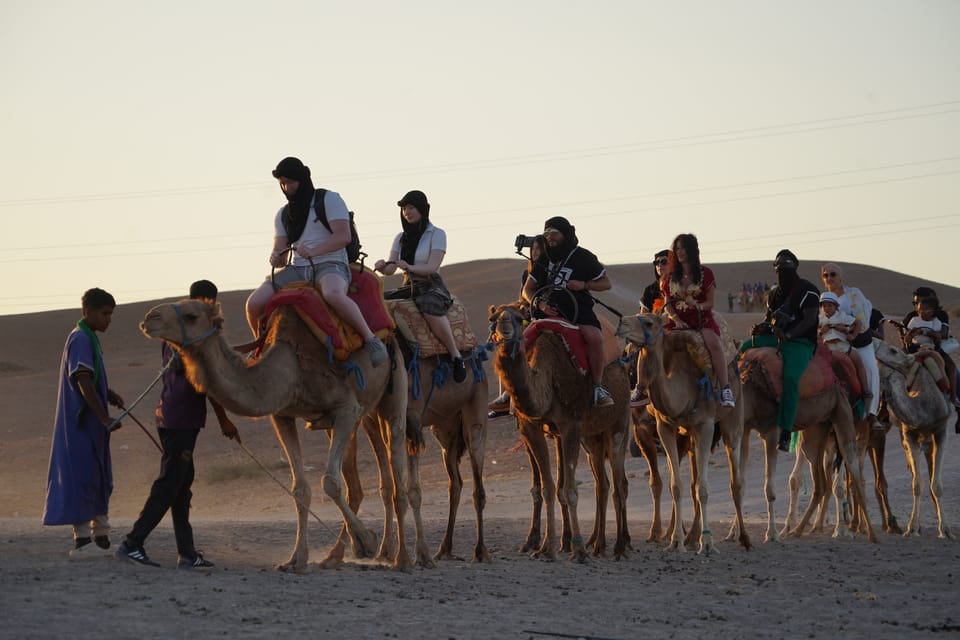 Marrakech Journ E Dans Le D Sert D Agafay En Quad Dos De Chameau