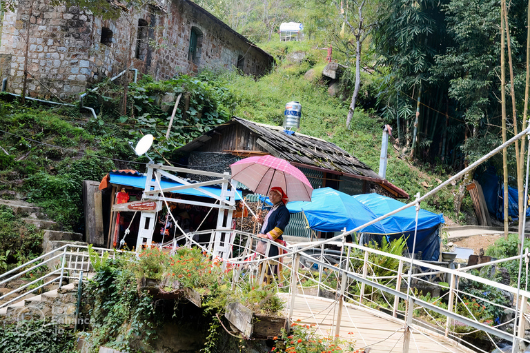 Desde Hanoi: Sapa de 2 días con Pico Fansipan y TrekkingDesde Hanoi: 2 días en Sapa para explorar el Pico Fansipan y hacer senderismo étnico