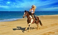 Horseback riding in Boavista - Housity