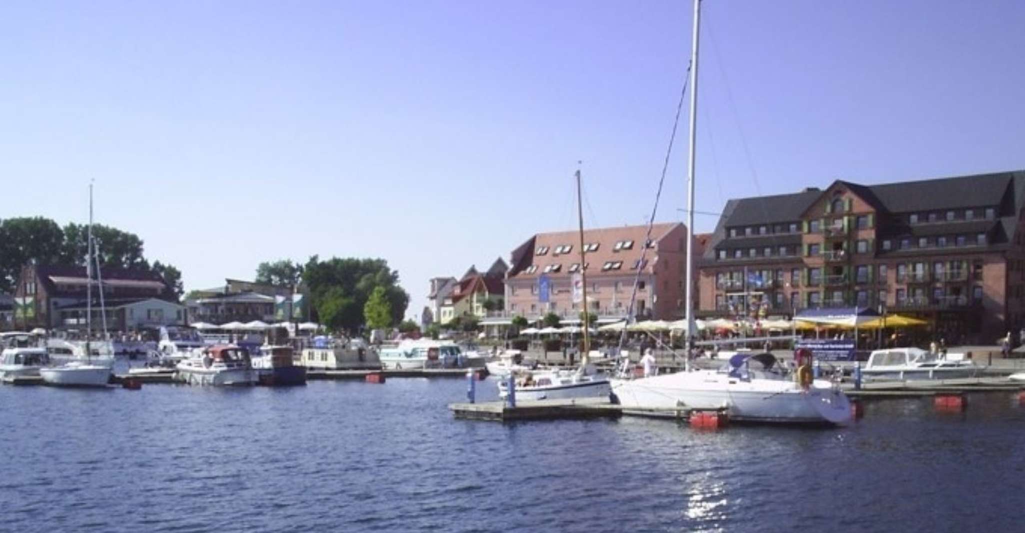 Da Untergöhren, viaggio di 4 laghi a Waren - Hizvo