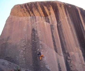 Tafraout: climbing experience with equipment included